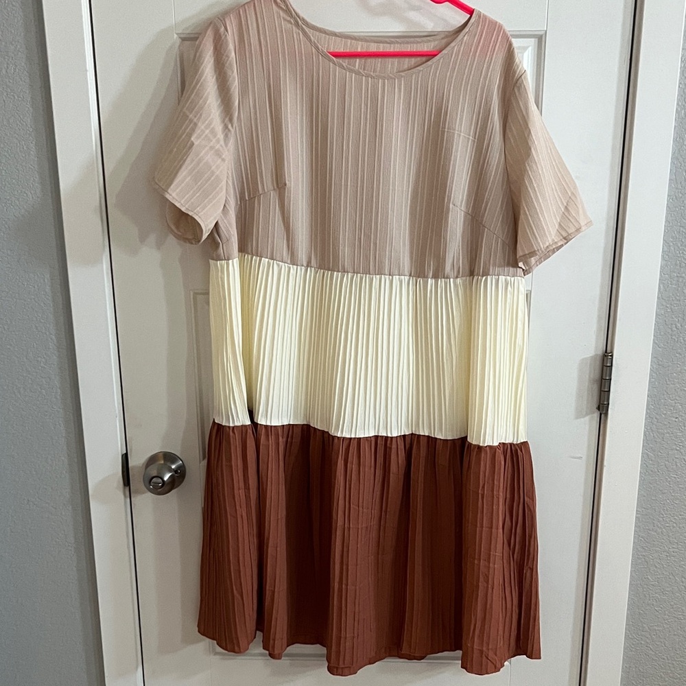 Colorblock Short Sleeve Dress